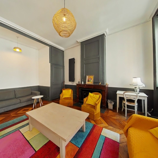  Annonces CRAPONNE : Appartement | LYON (69002) | 85 m2 | 1 515 € 