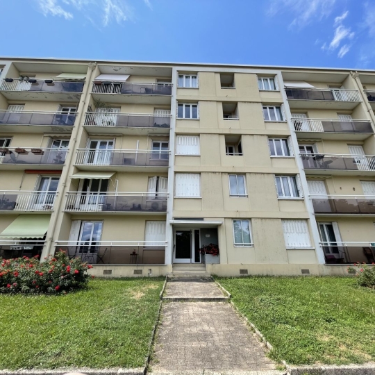  Annonces CRAPONNE : Apartment | CALUIRE-ET-CUIRE (69300) | 58 m2 | 895 € 