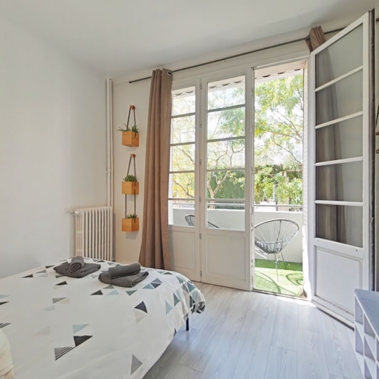  Annonces CRAPONNE : Apartment | VILLEURBANNE (69100) | 52 m2 | 1 050 € 