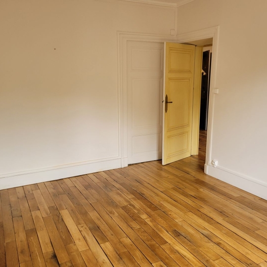  Annonces CRAPONNE : Appartement | BESSENAY (69690) | 103 m2 | 1 080 € 