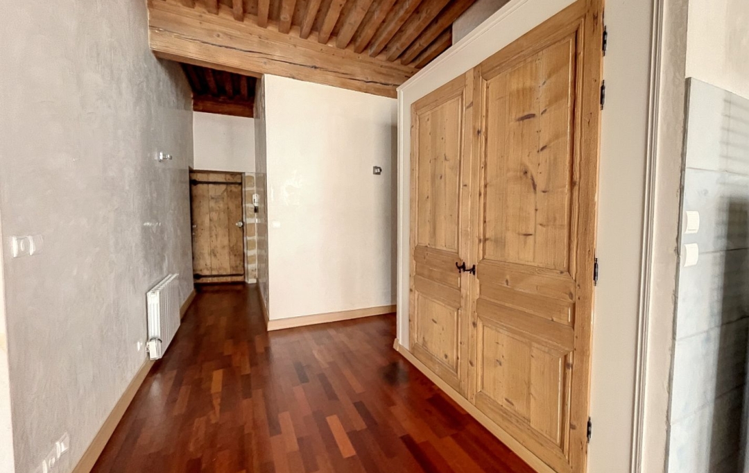 Annonces CRAPONNE : Appartement | LYON (69002) | 69 m2 | 1 157 € 