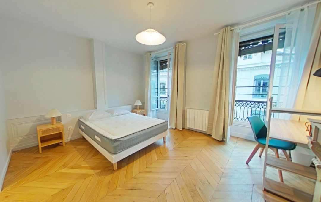 Annonces CRAPONNE : Appartement | LYON (69001) | 133 m2 | 2 600 € 