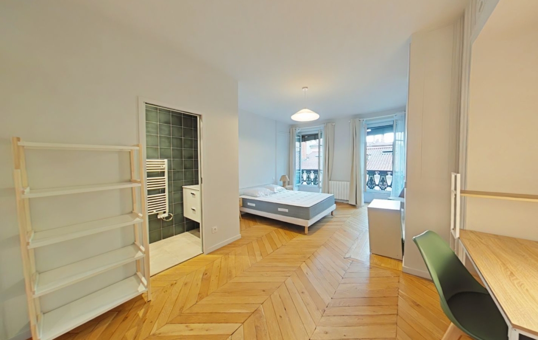 Annonces CRAPONNE : Appartement | LYON (69001) | 133 m2 | 2 600 € 