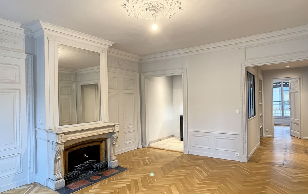 Annonces CRAPONNE : Apartment | LYON (69001) | 133 m2 | 650 € 