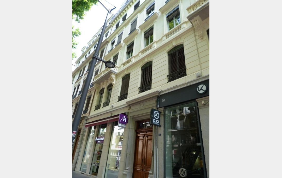 Annonces CRAPONNE : Appartement | LYON (69003) | 71 m2 | 1 324 € 