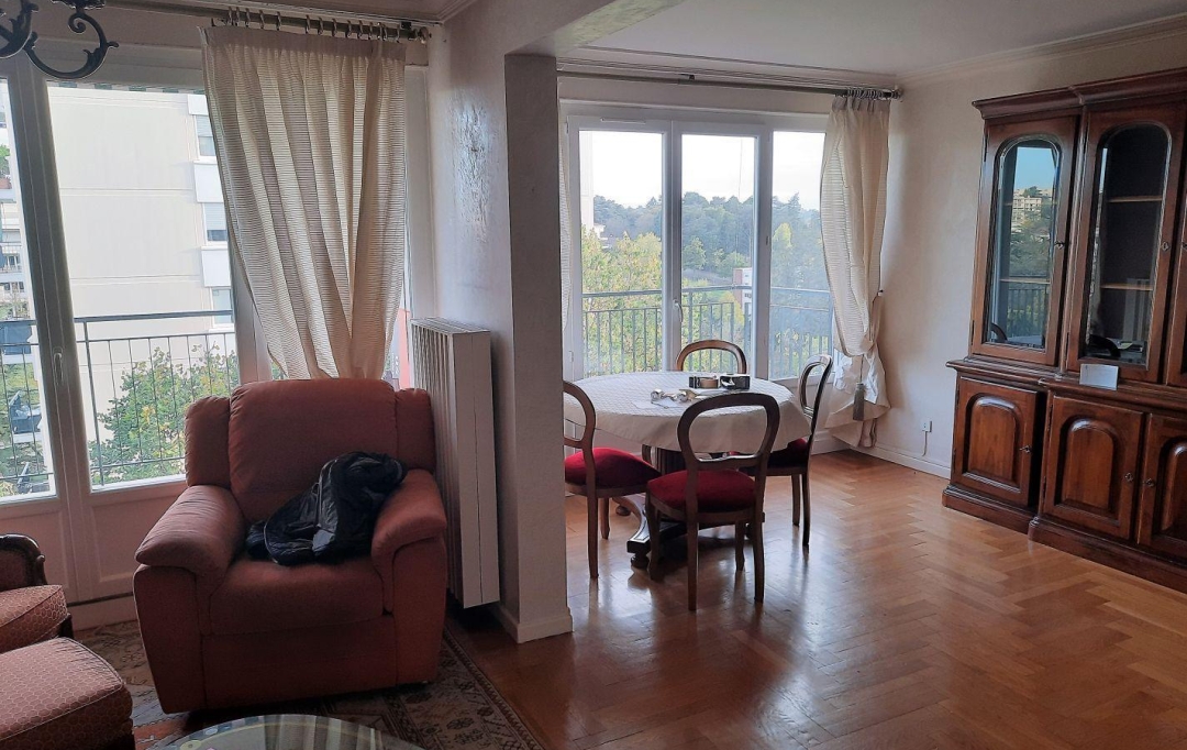 Annonces CRAPONNE : Apartment | SAINTE-FOY-LES-LYON (69110) | 131 m2 | 430 000 € 