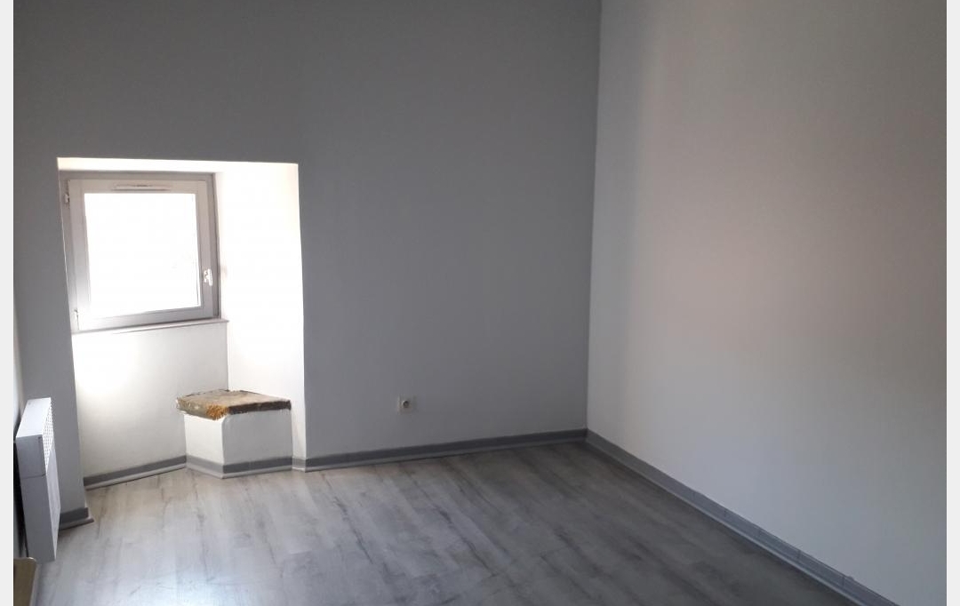 Annonces CRAPONNE : Appartement | L'ARBRESLE (69210) | 63 m2 | 677 € 