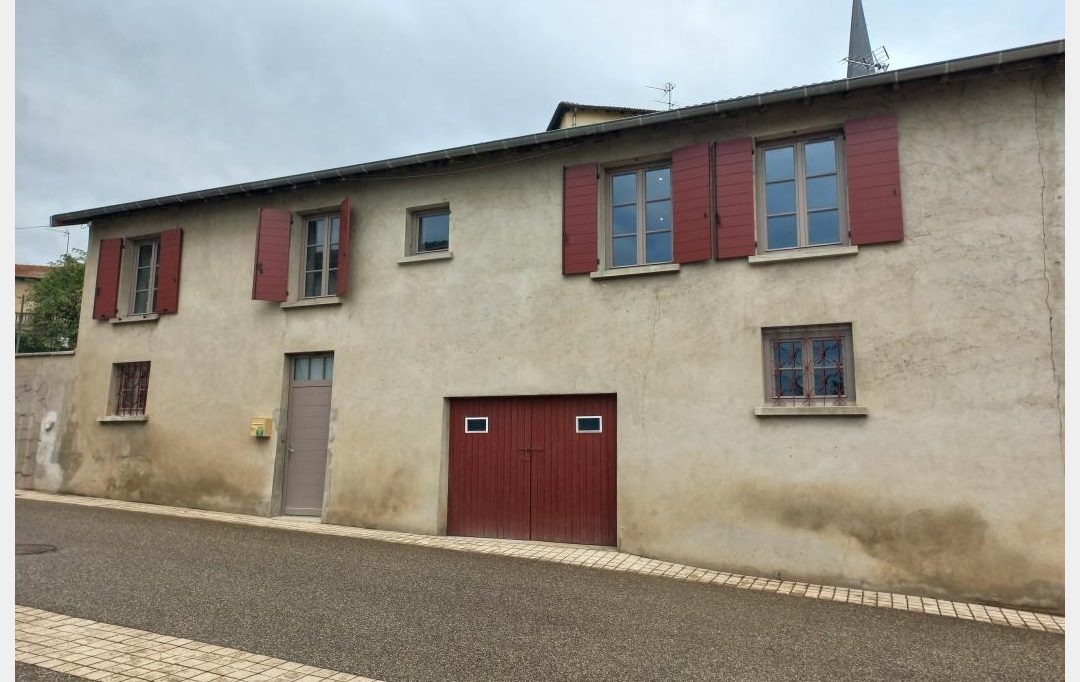 Annonces CRAPONNE : House | SAVIGNY (69210) | 104 m2 | 1 050 € 