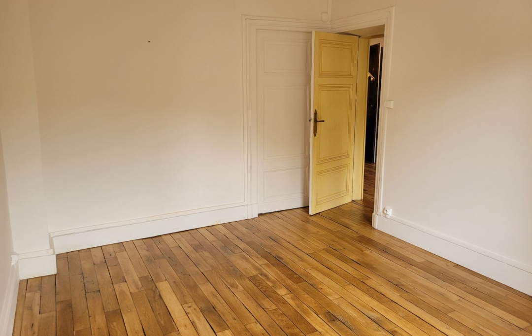 Annonces CRAPONNE : Appartement | BESSENAY (69690) | 103 m2 | 1 080 € 