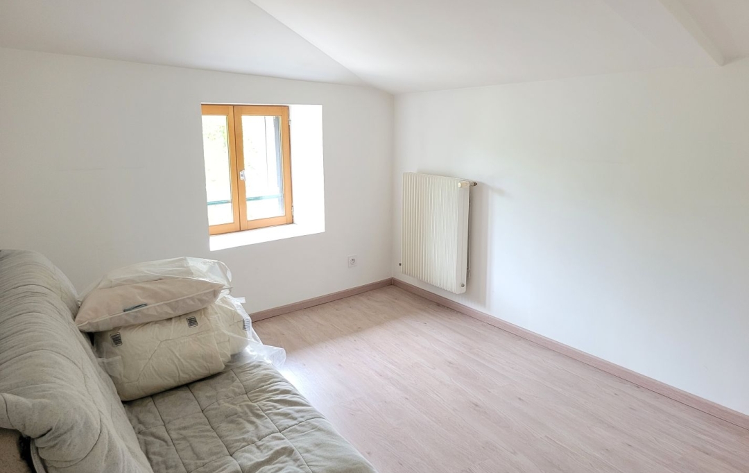 Annonces CRAPONNE : Apartment | BESSENAY (69690) | 103 m2 | 1 080 € 