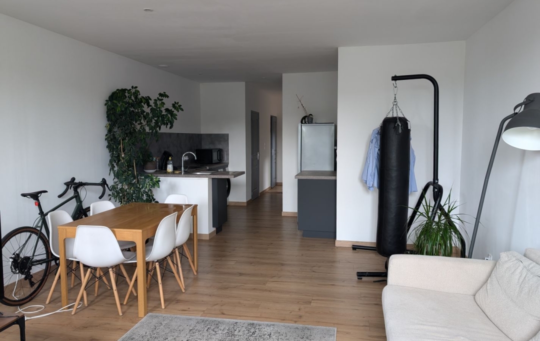 Annonces CRAPONNE : Apartment | L'ARBRESLE (69210) | 49 m2 | 610 € 