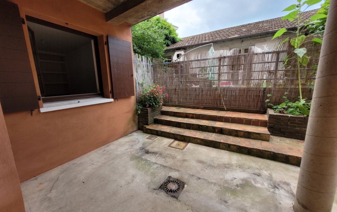 Annonces CRAPONNE : Appartement | L'ARBRESLE (69210) | 55 m2 | 165 000 € 