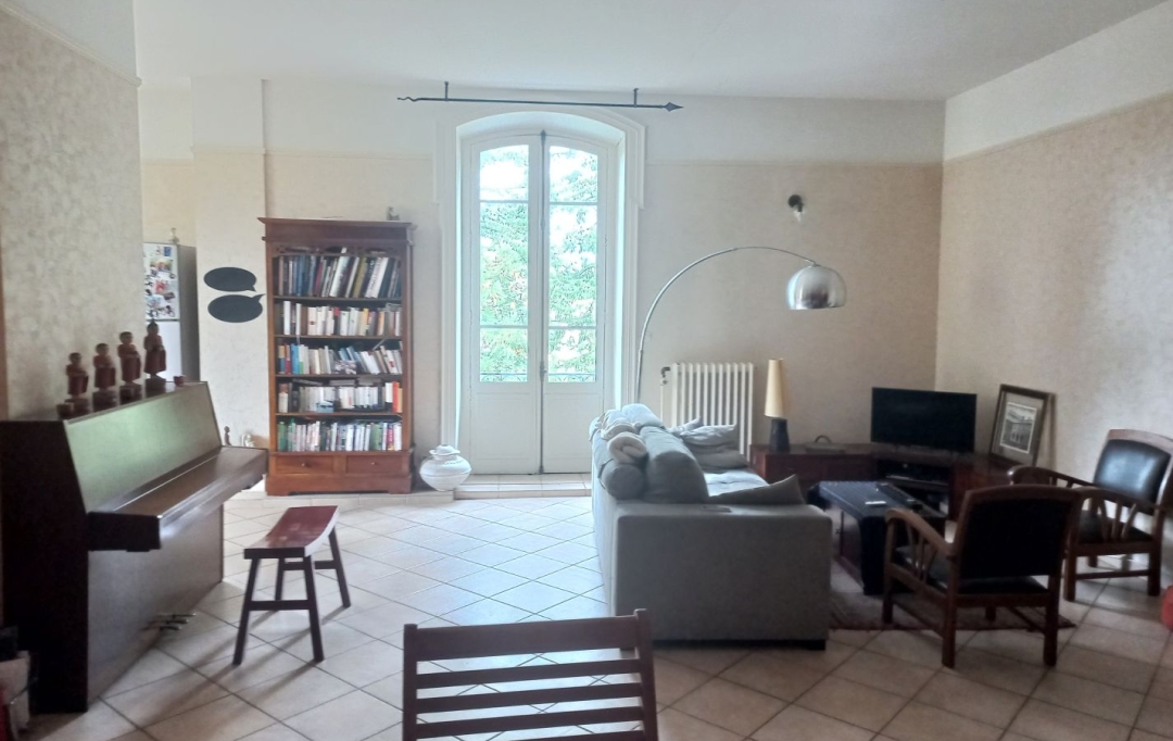 Annonces CRAPONNE : Apartment | SAINT-PIERRE-LA-PALUD (69210) | 119 m2 | 235 000 € 