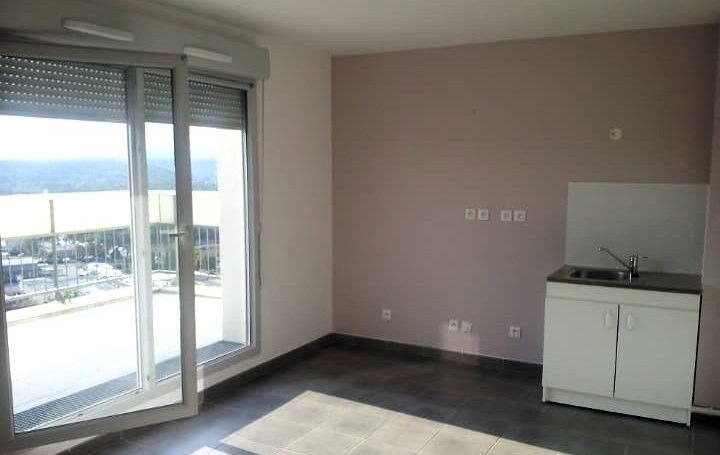 Studio   FEYZIN  33 m2 109 000 € 